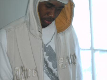 Beck un gars trp symp aki fo aprendre a connaitre ke je kiff rop lol jtd grave kissous ke pr toi...!!