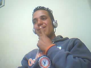 KAMAL mon tit chiwiii lol jtm troooo fooor kissous.....!!