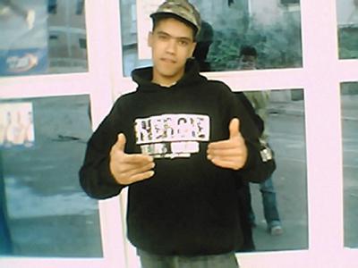 mon tit chiwiiii bigup a toi t tro bien kome gars kissoussss....!!