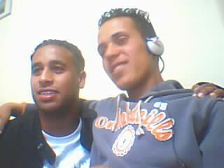 KAMAL et son pote ke des bogoss lol mdr kissous ts les 2....!!