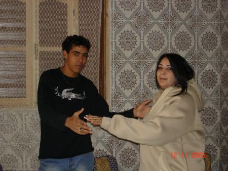 Mon tit Cheri kaki et sa grande soeur cherie je t'AIME trop mon chiwiiii boussa......!!!